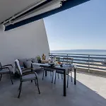 Apartamento Velebos Superior - Spacious Luxury Four-room On 220 M2 - Panoramic View Of The Sea And Islands - Prestigious Location By The Sea To The New Center Of Znjan - Amenities - Free Garage Parking Space *
