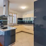 Velebos Superior - Spacious Luxury Four-room On 220 M2 - Panoramic View Of The Sea And Islands - Prestigious Location By The Sea To The New Center Of Znjan - Amenities - Free Garage Parking Space Apartamento