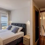 Apartamento Velebos Superior - Spacious Luxury Four-room On 220 M2 - Panoramic View Of The Sea And Islands - Prestigious Location By The Sea To The New Center Of Znjan - Amenities - Free Garage Parking Space *
