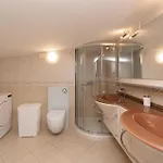 Velebos Superior - Spacious Luxury Four-room On 220 M2 - Panoramic View Of The Sea And Islands - Prestigious Location By The Sea To The New Center Of Znjan - Amenities - Free Garage Parking Space Split