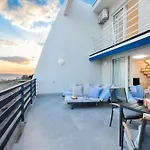 Velebos Superior - Spacious Luxury Four-room On 220 M2 - Panoramic View Of The Sea And Islands - Prestigious Location By The Sea To The New Center Of Znjan - Amenities - Free Garage Parking Space Apartamento Split