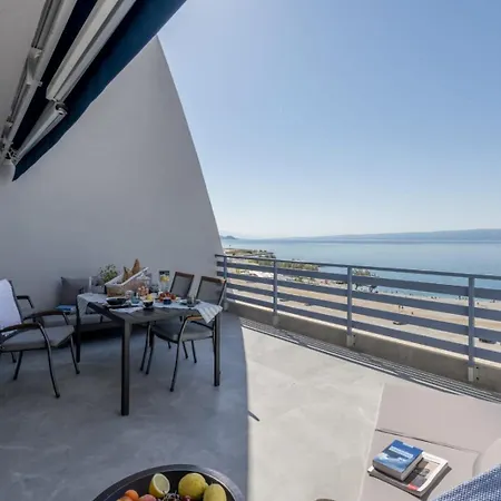Velebos Superior - Spacious Luxury Four-room On 220 M2 - Panoramic View Of The Sea And Islands - Prestigious Location By The Sea To The New Center Of Znjan - Amenities - Free Garage Parking Space سبليت