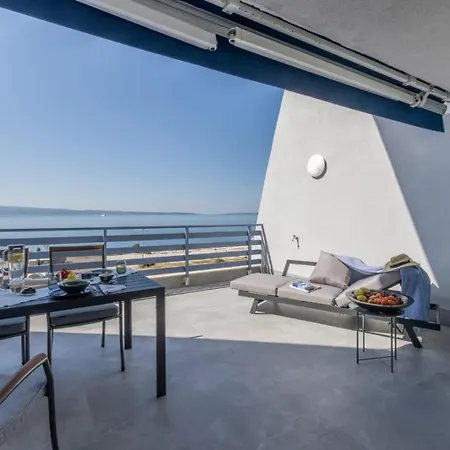 Velebos Superior - Spacious Luxury Four-room On 220 M2 - Panoramic View Of The Sea And Islands - Prestigious Location By The Sea To The New Center Of Znjan - Amenities - Free Garage Parking Space سبليت