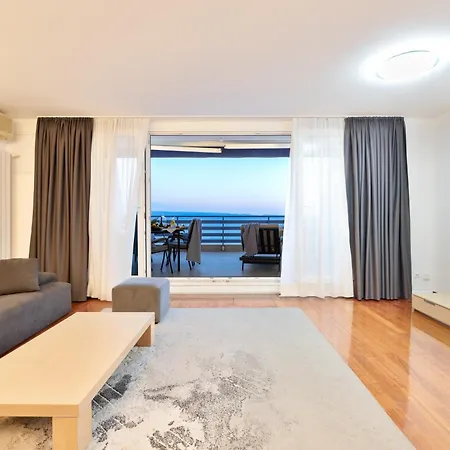 Velebos Superior - Spacious Luxury Four-room On 220 M2 - Panoramic View Of The Sea And Islands - Prestigious Location By The Sea To The New Center Of Znjan - Amenities - Free Garage Parking Space Сплит