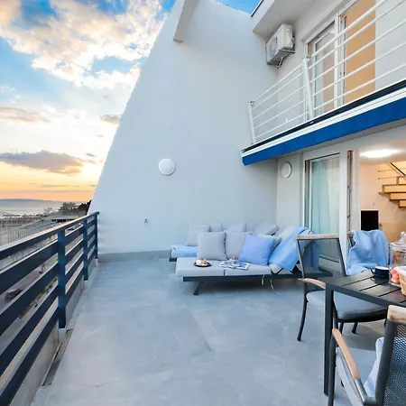Velebos Superior - Spacious Luxury Four-room On 220 M2 - Panoramic View Of The Sea And Islands - Prestigious Location By The Sea To The New Center Of Znjan - Amenities - Free Garage Parking Space 아파트 스플리트